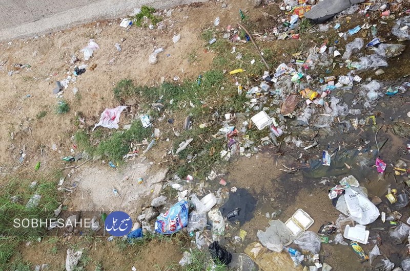 گلایه شهروندان از زباله‌های رهاشده در خور کوی نواب در بندرعباس