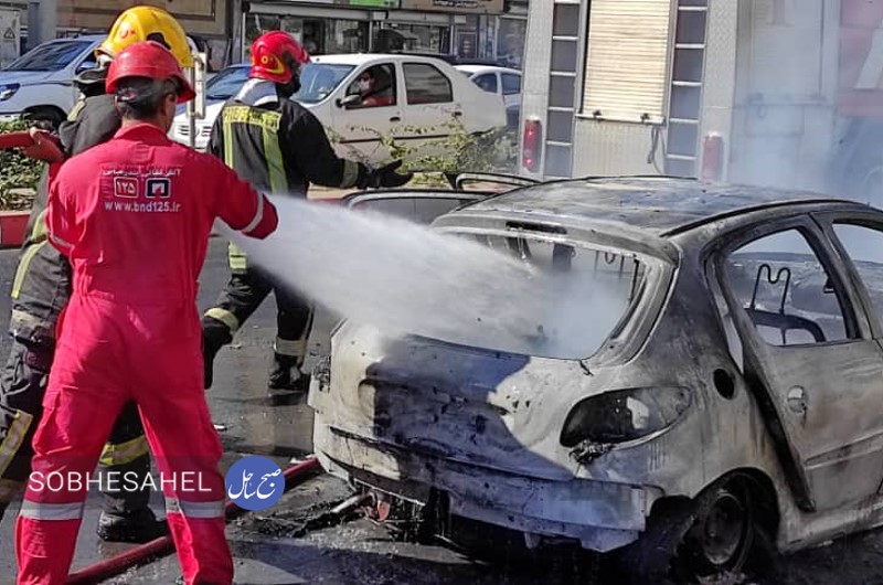 اتصالی برق علت آتش‌سوزی پژو در بندرعباس