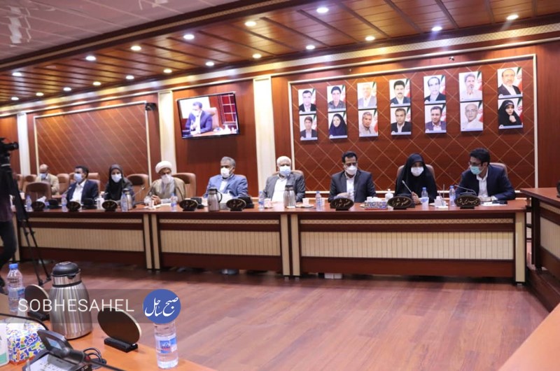 دیدار رئیس شورای عالی استان ها با اعضای شورای شهر بندرعباس