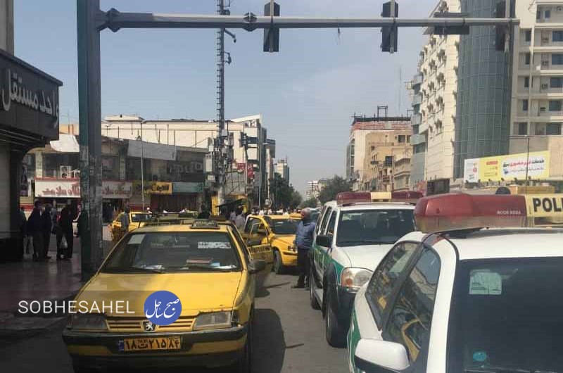اعتراض رانندگان تاکسی در بندرعباس