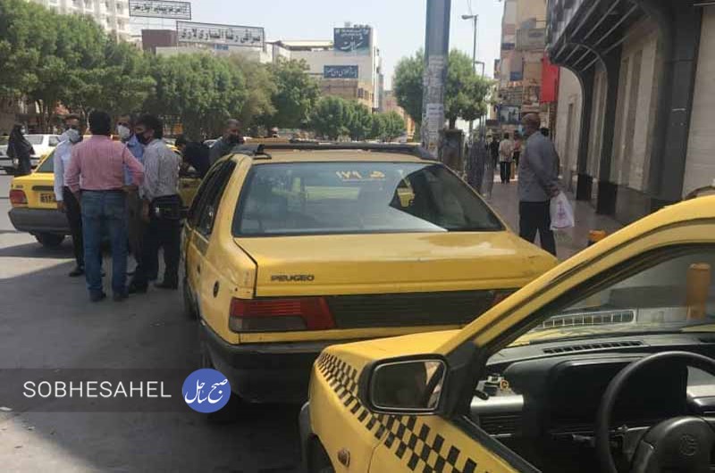 اعتراض رانندگان تاکسی در بندرعباس