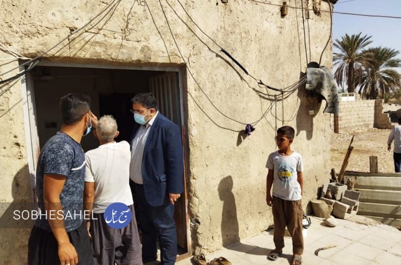 بازدید بازرس کل استان هرمزگان از شهر فین کانون زلزله روز گذشته در هرمزگان