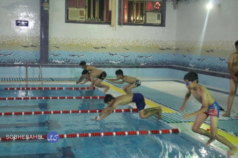 مسابقات شنا در بندرخمیر